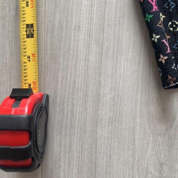 BRAND NEW Authentic Ladies Louis Vuitton Jeans - Picture 11 of 14